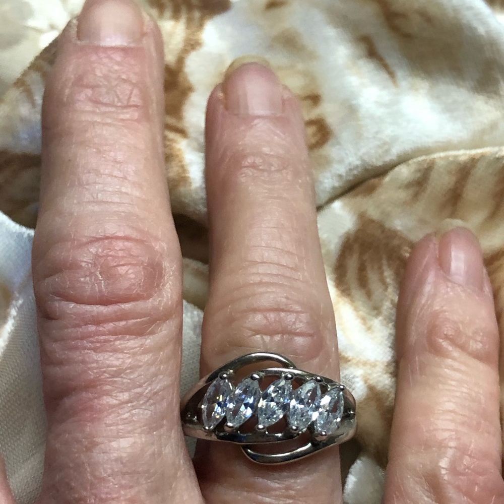 Beautiful silver ring - Picture 5 of 5